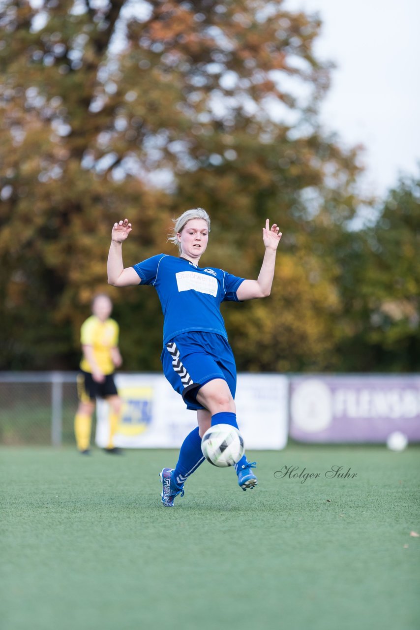 Bild 192 - F SSC Hagen Ahrensburg - SV Frisia 03 Risum-Lindholm : Ergebnis: 2:0